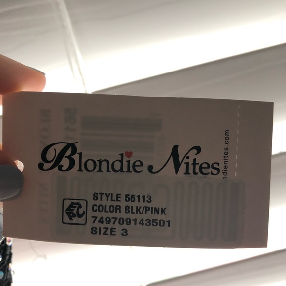 Pink and black dress - Picture 2 of 2